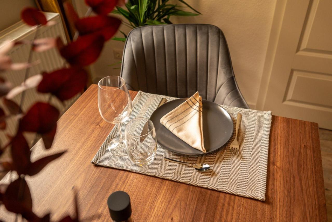 Maremar - Design Apartment - Luxus Boxspringbett - Zentral - Kueche - Arbeitsplatz - Highspeed Wlan Gera Exteriör bild
